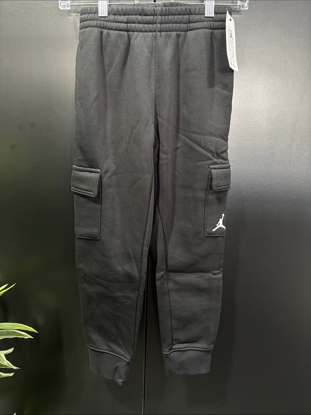 Jordan Joggers Fleece lined,elastic drawstring waist,hip & leg pockets,logo